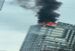 Esenyurt'ta kafede korku dolu anlar! Alevler bir anda her yeri sardı