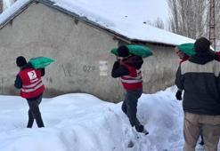 Kızılay’dan ihtiyaç sahiplerine kömür yardımı