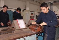 Samsun'da fabrika gibi çalışan okullardan dev ciro! Öğrenciler meslek öğrenip ekonomiye can suyu veriyor