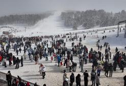 Ege’nin zirvesinde tarihe geçecek katılım: Gediz Murat Dağı’nda on binler buluştu