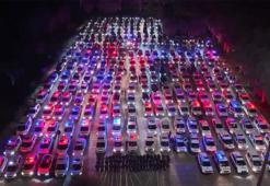 İzmir'de tarihin en büyük uyuşturucu operasyonu gerçekleşti: 480 şüpheli yakalandı, çarpıcı detaylar ortaya çıktı