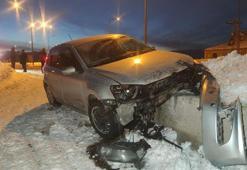 Van Gevaş'taki trafik kazasında 3 kişi yaralandı