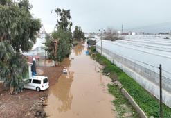 Antalya'da felaketi yaşayan 3 ilçede hasar tespit çalışmaları başladı