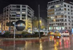 Balıkesir Sındırgı'da 5.1 büyüklüğünde deprem! İstanbul dahil birçok çevre ilden hissedildi