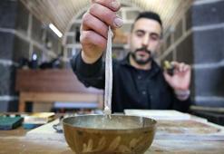 Kadınların gözdesi Diyarbakır hasırı artık erkeklerin kolunda! 500 yıllık gelenek kabuk değiştirdi