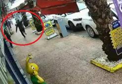 Mersin'de gündüz vakti kuyumcuyu soyan şahıs havaya ateş ederek kaçtı