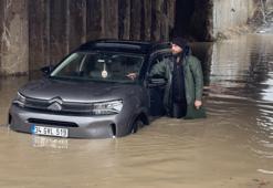 Edirne'de sağanak etkili oldu, yollar göle döndü!