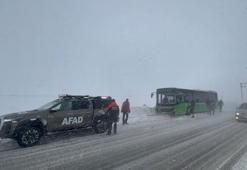 Hacılar'da ani tipi kazaya neden oldu, yardıma ekipler koştu