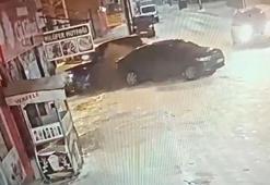 Ardahan'da kontrolden çıkan otomobil iş yerine daldı