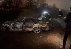 Şahinbey'de şarampole uçan otomobil alev aldı: Canlarını son anda kurtardılar