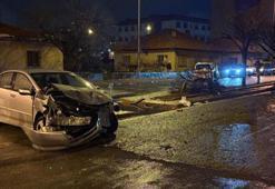 Kayseri’de kazada savrulan otomobil ağacı ikiye böldü: 4 yaralı