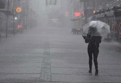 Meteoroloji'den İzmir için 'sağanak' uyarısı