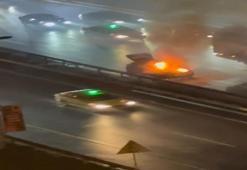 Haliç'te yangın: Yoldan geçen tanker müdahale etti!