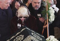 Sanatçı Fatih Ürek son yolculuğuna uğurlandı