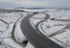 İstanbul'a kış geri döndü! Birçok ilçe beyaza büründü, yeni görüntüler geldi
