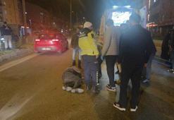 Bursa’da motosikletin yayaya çarpması sonucu 2 kişi yaralandı