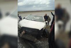 Siverek'te dolu yağışı kazaya neden oldu: 2 yaralı