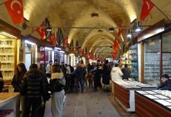 3 yıllık hasret bitti! Gaziantep Zincirli Bedesten'de kepenkler yeniden açıldı Turist akınına uğruyor