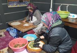 Depremde her şeylerini kaybettiler, 9 metrekarelik dükkanla hayata tutundular