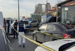 İstanbul'da silahlar konuştu: Avcılar'da aracı taradılar!