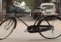 Teker ne demek, anlamı nedir ve hangi yöreye ait? Adana ve çevresinde kullanılan bu kelimenin kökeni ve günlük konuşmadaki kullanımı