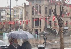 Aksaray'da şiddetli sağanak üreticilerin yüzünü güldürdü