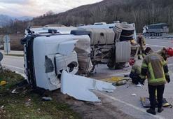 İnegöl'de kontrolden çıkan kuru beton tankeri refüje devrildi 1 kişi yaralandı