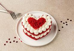 Evde Sevgililer Günü Pastası Yapımı: Kalpli, Şık ve Kolay Pasta Tarifleri, Adım Adım Anlatım