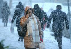 Kar yağışı ve gök gürültülü sağanak yağışlar kuvvetli geliyor! Meteoroloji sel, su baskını ve çığ düşmesine karşı uyardı