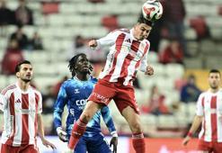 Antalyaspor-Samsunspor maçında 1 penaltı ve 4 gol vardı