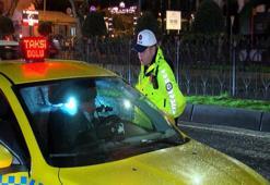 Fatih'te bu gece polis denetimi: Helikopter destek verdi