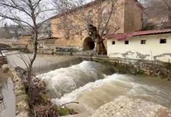 Adıyaman’da 4’üncü Murat’ın yaptırdığı 380 yıllık caminin altındaki su 16 yıl sonra yeniden akmaya başladı