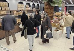 Ramazan'ın vazgeçilmezi hurmaya yoğun ilgi: Kilosu 90 TL'den başlayıp 600 TL'ye kadar çıkıyor