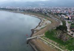 Fabrikalar tonlarca su çekiyor! 200 metre çekildi, alarm seviyesine geçildi