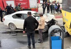 Siirt’te otomobil ile halk otobüsü çarpıştı