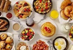 Sahurda yiyen acıkmıyor! İftara kadar susatmayan ilk sahur menüsü: börekte yufka yok hamur yok!