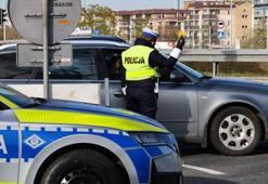 Denetim yapan polisin uyuşturucu etkisi altında olduğu belirlendi