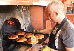 Sadece bu ay çıkıyor! Tescilli lezzet için fırınlarda mesai başladı: Sabaha kadar mayalanıyor, iftarda kapışılıyor