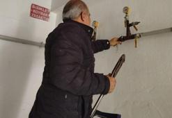 Çorum’da fıkra gibi olay! Doğalgaz hattına su borusunu bağladılar: Vatandaşlar hem susuz hem de doğal gazsız kaldı