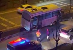 Kontrolden çıkan halk otobüsü refüje çıktı, ağaca çarparak durabildi