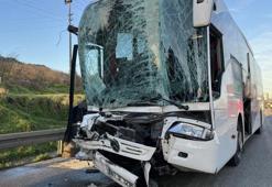 Tırla çarpışan otobüs 500 metre sürüklendi