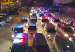 ‘Gümrük geçişinde rüşvet’ operasyonunda milyonlarca TL’lik döviz ve silah ele geçirildi