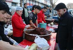 Diyarbakır'da ramazan klasiği! Her köşe başında aynı manzara, uzun kuyruklar oluşuyor, gece gündüz çalışıyorlar