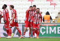 Sivasspor, Sakaryaspor'u 4 golle devirdi