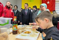 İzmir’de örnek proje! Her gün 2 bin kişiye iftar hazırlıyor