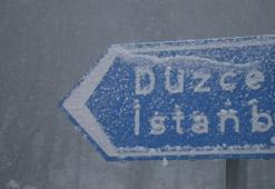 Bolu Dağı beyaza büründü! Kar kalınlığı 10 santimetreye ulaştı