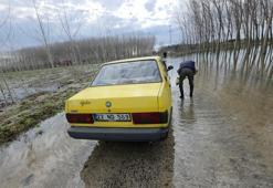 Edirne'de taşkını fırsata çevirdiler