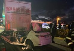 TIR’a arkadan çarpan otomobilin sürücüsü hayatını kaybetti