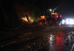 Ordu Perşembe'de sağanak sonrası heyelanlar meydana geldi