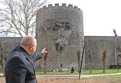 Diyarbakır Surları can çekişiyor: Tek kapı acil restorasyon bekliyor! Bir facia yaşanmadan önlem alınmalı